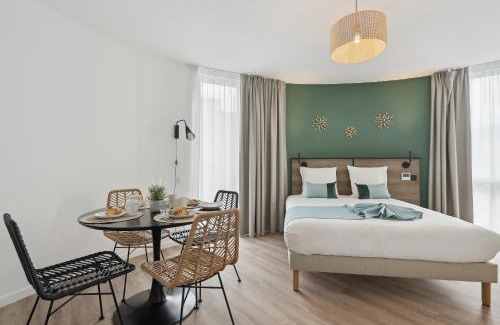 Noisy-le-Grand Apartment | Pet-Friendly All Suites in Noisy Le Grand with Pool