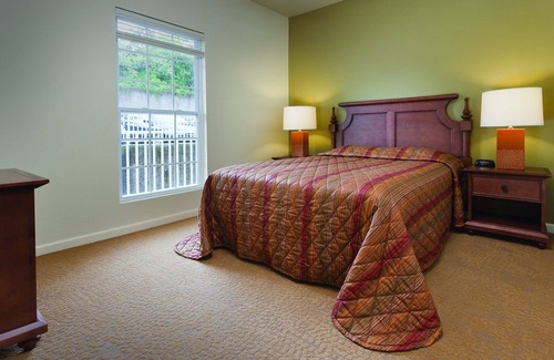 Osage Beach Resort | Experience Home-Like Comfort with Oceanfront Amenities