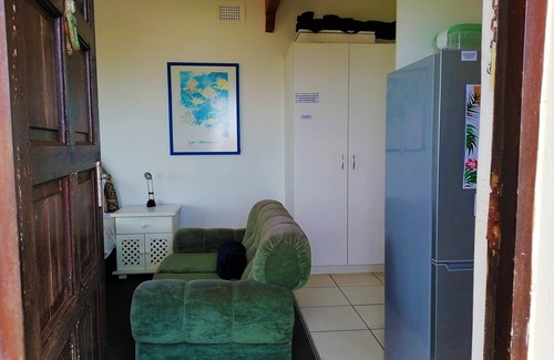 Ramsgate Beach Apartment | Experience All the Tides - Hi Tide with Oceanfront Views