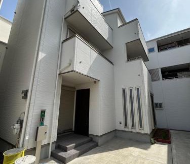 Naniwa Villa | Spacious Villa Near Dotonbori - Rated 9.6/10 for Families