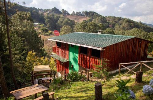 La Palma Cabin | Experience Relaxation at Alla Arriba - Pet Friendly & Pool