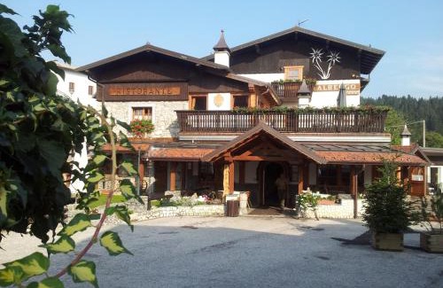 Lauco Hotel | Pet-Friendly Retreat at Alla Frasca Verde with High Ratings