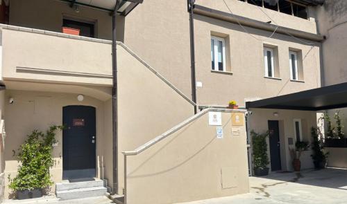 Posta Fibreno Apartment | Seaside Bliss at AllaPosta Family House - Rated 10/10!