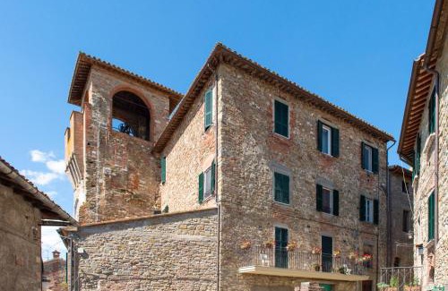 Passignano sul Trasimeno Apartment | Family-Friendly Stay at Alla Rocca del Lago - Rated 8.9/10