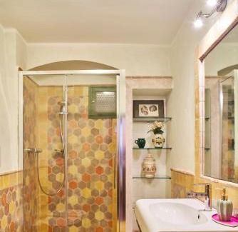 Siena Historical Center House | Discover Alla Scala 1746: Top-Rated Family-Friendly Retreat