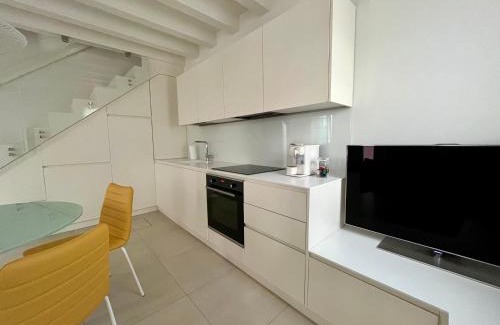 Burano Apartment | Exceptional Alla Torre 735 - Family-Friendly Stay in Burano