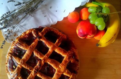 Provaglio Val Sabbia Bed & Breakfast | Discover Alla Vecchia Contrada B&B: Rated 9.8/10, Pet Friendly