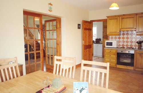 Waterville Ski Chalet | Pet-Friendly Allaghee Mor Holiday Home with Spa & Breakfast