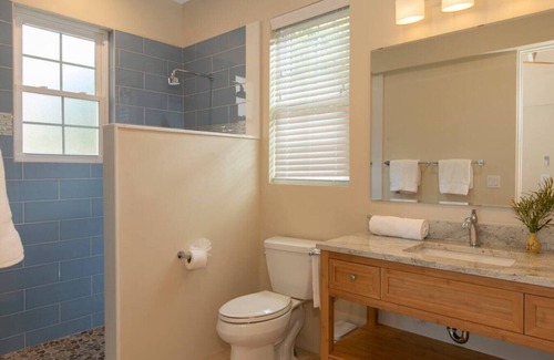 Estate Enighed Hotel | Oceanfront 1 Bedroom Suite at Allamanda - Guest Rated 10/10