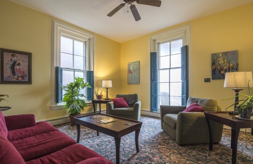 Frostburg Bed & Breakfast | Inviting Allegheny Trail House: Rated 9.2 & Family-Friendly