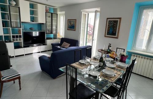 Pallanza Apartment | Top-Rated Allegra: Pet-Friendly 4-Star Family Retreat