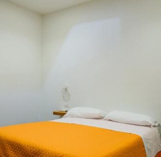 Naples House | Family-Friendly Allegro Hotels with Breakfast & Hot Tub