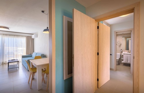 Guia de Isora Hotel | Relax at Allegro Isora: 4-Star Hotel with Pool & Spa