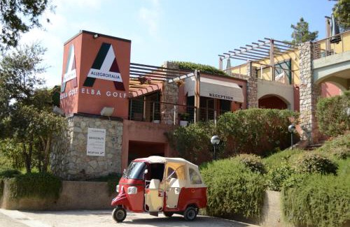 Acquabona Apartment | Relax at Allegroitalia Elba Golf with Oceanfront Views
