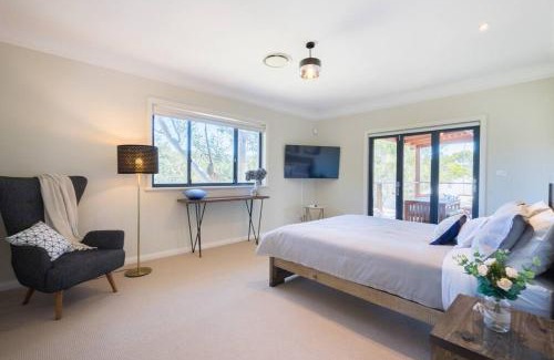 Leura House | Discover Alleura House: Ideal for Families in Nature