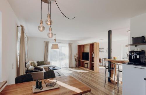 Niedersonthofen Apartment | Allgäu-FeWo-Niso: Guest Rated 10/10 with Hot Tub Access