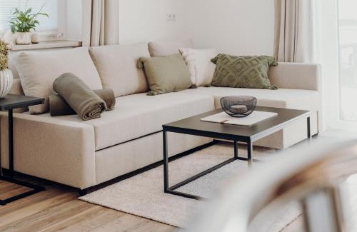Niedersonthofen Apartment | Allgäu-FeWo-Niso: Guest Rated 10/10 with Hot Tub Access