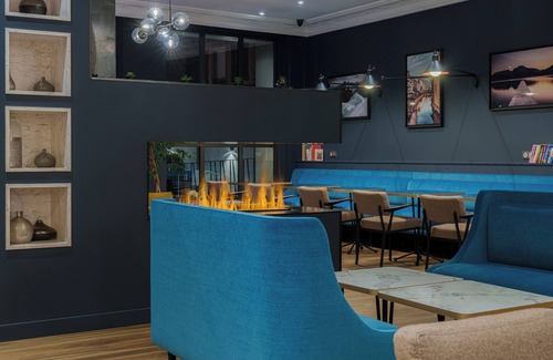 Annecy Old Town Hotel | Allobroges Park Hotel: Highly Rated with Breakfast Included