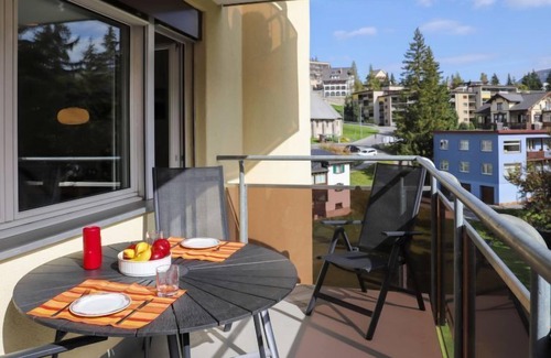 Davos-Platz Apartment | Beautiful Allod Park Haus C 301: Lake View & Spa Retreat