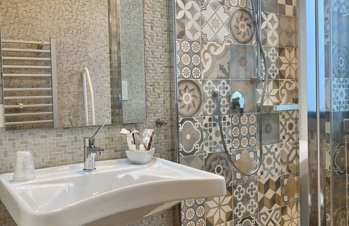 Isernia Hotel | Delightful Alloggi Be Deluxe: Family-Friendly with Kitchen