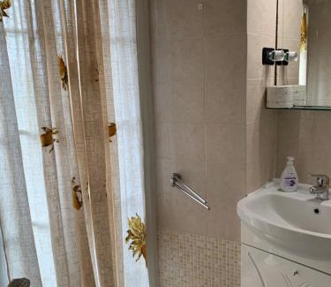 Canale Monterano Apartment | Pet-Friendly Alloggio da Mary: Rated 9/10 by Guests