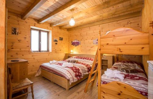 Valtellina Bed & Breakfast | Child-Friendly Retreat at Alloggio del Contadino, Rated 9.3