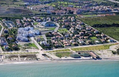 Isca Marina Apartment | Alloggio: Guest Rated 10/10 with Pool & Family Amenities