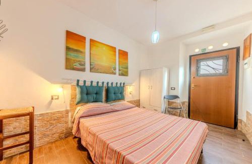 Capodimonte Bed & Breakfast | Budget-Friendly Alloggio Turistico with Breakfast Included