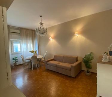 Quartiere XX Ardeatino Apartment | Alloggio Turistico Agiati