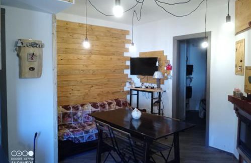Filettino Apartment | Cozy Alloggio turistico Fiocco di Neve with Breakfast