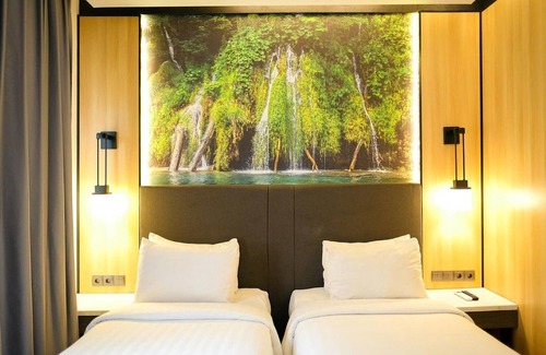 Hargomulyo Hotel | Discover Allura Azana Resort Tawangmangu: Family-Friendly Getaway