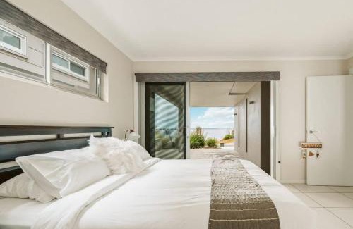 Hyams Beach House | Discover Allure at Hyams: Pet & Child Friendly Retreat