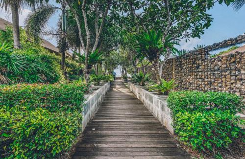 Plai Laem Resort | Relax at Allure Resort with Oceanfront Views & Pool Access