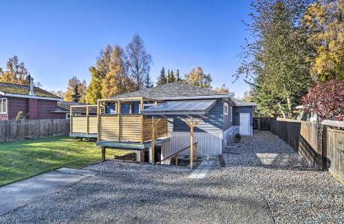 Turnagain Apartment | Inviting Anchorage Apartment - Steps from Coastal Trail!