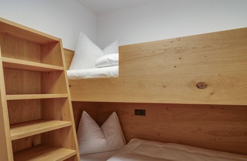 Helfenstein Apartment | Alluring Apartment in Hart im Zillertal with Parking