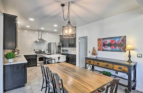 Altamont House | Inviting Home with Fire Pit, Close to OIT & Great Amenities