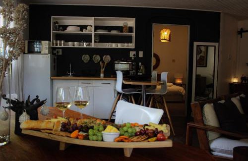 Klein Windhoek Villa | Inviting 2 Bedroom Villa at Bokmakierie Villas with Ocean View