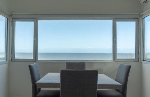 Ostende Apartment | Alma Departamentos de Mar: Pet Friendly with Oceanfront Views