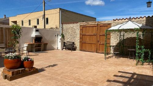 Arguedas House | Experience ALMA DEZERTO BARDENAS with Family-Friendly Fun