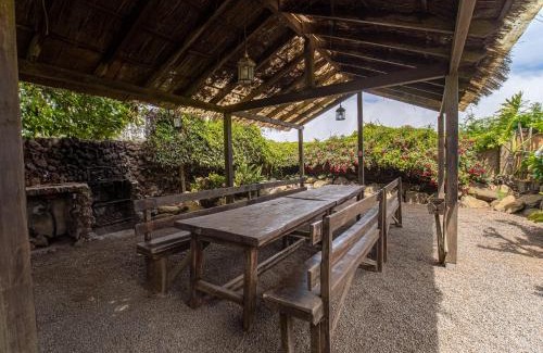 La Esperanza Villa | Discover Almacanarias Rural: Pet-Friendly with Ocean Views