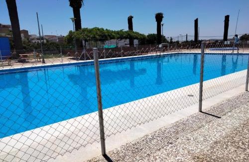 Castilblanco de los Arroyos Apartment | Almaden 3: Oceanfront Retreat with Family-Friendly Amenities