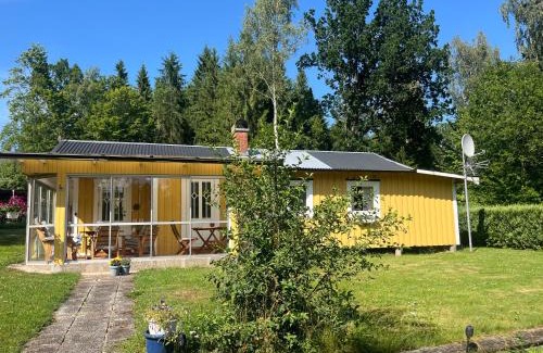 Svangsta House | Almagården: Idyllic Rural Retreat with Family & Pet Amenities