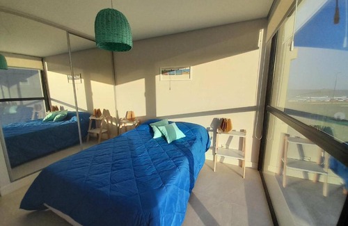 Mar del Plata Apartment | Beachfront Retreat: alMAR Apartments with Ocean Views