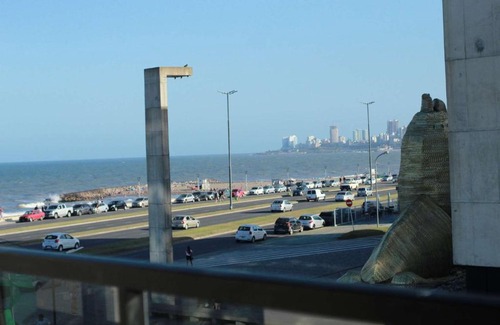 Mar del Plata Apartment | Beachfront Retreat: alMAR Apartments with Ocean Views