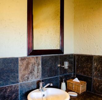 Lekwa-Teemane Cabin | Discover Almar Exclusive Game Ranch: 4-Star Retreat Awaits