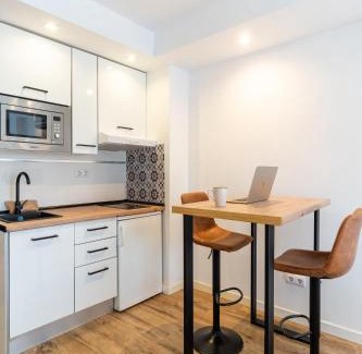 Retamar Apartment | Discover Trendy Homes Burbujas II - Beach & Golf Escape