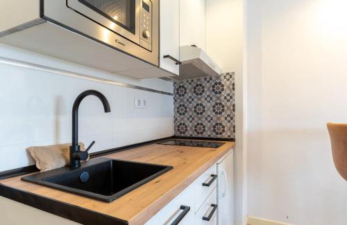 Retamar Apartment | Discover Trendy Homes Burbujas II - Beach & Golf Escape