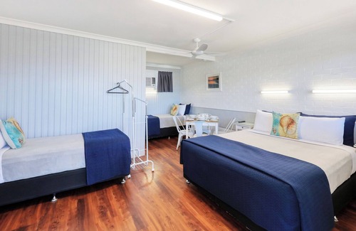 Ballina Hotel | Relax at Almare Tourist Motel with Family-Friendly Amenities