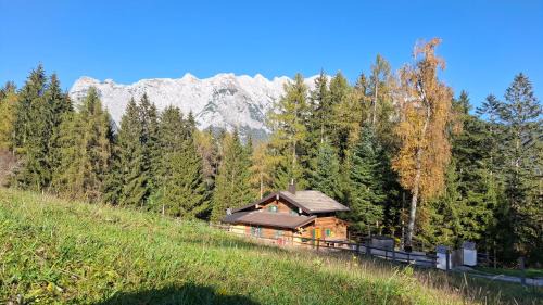 Werfen House | Discover Almfrieden: Guest Rated 9.7 with Hot Tub Bliss