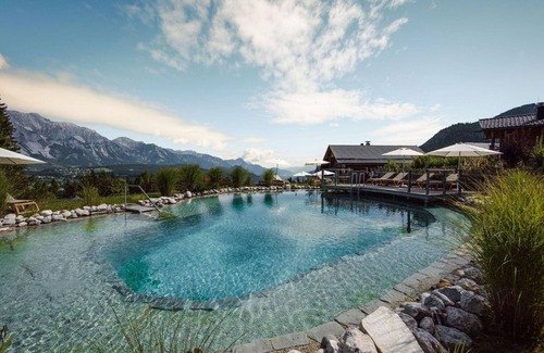 Pichl-Preunegg Cabin | Discover Almhütte "Almkönig" - A Retreat at Almdorf Reiteralm